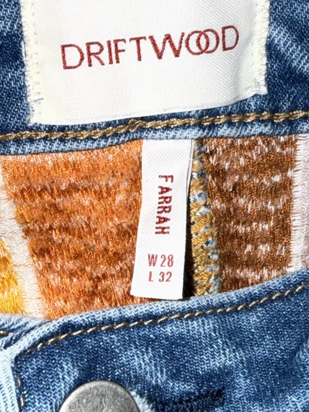 DRIFTWOOD Farrah Embroidered Flare Jeans. NWT. 28x32 - Picture 5 of 8